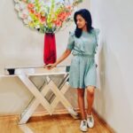 Pavani Reddy Instagram - “Healthy skin is a reflection of overall wellness” Here I’m at #SkinLabChennai one of the best clinics at chennai for some self love. Had an opportunity to meet @rajathi.kalimuthan who is a lovely and friendly person, enjoyed every moment of the chat with her. The team of SkinLab chennai has the best experienced doctors and staff and offers all advanced & latest treatments right from acne, pigmentation, scar reduction, hairfall, fillers, botox, coolsculpting and one of the best quality IV glutathione for overall wellness Will be visiting regularly from now on. If you are a person who would love to pamper yourself like me then contact 7358400400 Dr. Jamuna Pai’s SkinLab, Khader Nawaz Khan Road, Nungambakkam, Chennai - 600006 @rajathi.kalimuthan @skinlabindia