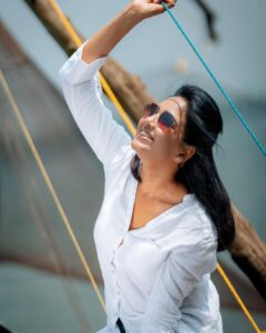 Pavani Reddy Instagram - PEACE 🤍
📸 : @rohanbmc 
#peace #calm #happiness
