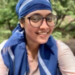 Pavithra Janani Instagram - Unplanned trips r the best ☺️❤️🧿 @tharsika_tharshi @barath_blze @deepakjithu @rbpixels_80d thanks for taking care of me guys 😉❤️ #parvathamalai🕉️🔱🐚 #divinevibes🔱 #tenthouse⛺ #yelagiridiaries #onspotshopping #roadsidefood #lovetotravel❤️ #bheemafalls #bestexperiences #positivevibesonly✨