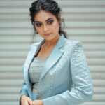 Pavithra Janani Instagram - It takes complete pride in holding ‘the best performer’ for thendral vandhu ennai thodum. The word performer has given me the confidence and responsibility to keep me grounded and chasing my goals. Utmost gratitude in thanking @vijaytelevision in keeping up through out faith in me @chandru_duraiyappa for the guidance professionally @praveen.bennett for chiselling me into the little whatever I’m today @kabeez_dir for bringing ‘abhi’ to life. Thanks to my production house Thalir productions and all the technicians and my fellow artists who have changed my dull days into bright ones. My special thanks to my voice artist @gg_thevoiceartiste Also the entire costume and creative team who backed up my ensemble for my spl event Outfit @yaradesigners Mua @essensemakeup Hairstylist @makeoverbykarthika Pc @sinty_boy Lastly to all my social media supporters who have been my pillars , always stood by me and respected whatever I do Thanks for all the love and effort #vijaytelevisionawards