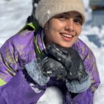 Pavithra Janani Instagram - My first trip to manali ❤️☃️❤️ #somuchfun #adventureactivities #cherishedforever #myveryfirsttrip #bucketlist #myfirstsnowexperience❄️⛄️❄️ @syamanthakiran thanks for tolerating my tortures🤪