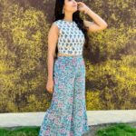 Pavithra Janani Instagram - 😣😨🫰🏻☺️😝 #mixedemotions🎭