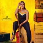 Pavithra Janani Instagram - Be true ..... Be wild ........ Be happy 😊 Mua @vyshu_artistry Pc @yeskay_studioz #pavithrajanani💜