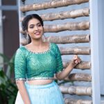 Pavithra Janani Instagram - Life begins at the end of your comfort zone Makeup @roopa_ravi_mua Hairstylist @hairtales.by.punithavathy Pc @clicksofap Jewelleries @new_ideas_fashions Flowers @chennai_florist Costume @adhiraboutique_pondy