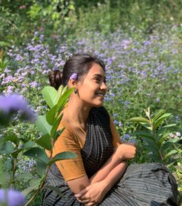 Pavithra Janani Instagram - 💜

#kodaikanaldiaries 
#shootingspot🎥🎬 #thendralvanthuennaithodum 
#abhi