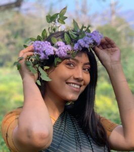 Pavithra Janani Instagram - 💜

#kodaikanaldiaries 
#shootingspot🎥🎬 #thendralvanthuennaithodum 
#abhi