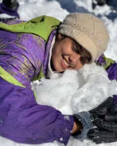 Pavithra Janani Instagram - My first trip to manali ❤️☃️❤️ #somuchfun #adventureactivities #cherishedforever #myveryfirsttrip #bucketlist #myfirstsnowexperience❄️⛄️❄️ @syamanthakiran thanks for tolerating my tortures🤪