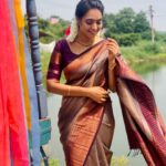 Pavithra Janani Instagram - Beautiful n pretties sarees @dsrsarees Accessories @made_for_hers #abhi #thendralvanthuennaithodum #swipeleft👈