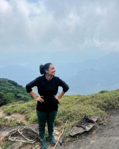 Pavithra Janani Instagram - Agasthiyar malai trekking 🏔️ After a long struggles went there memorable n awesome trekking ❤️ You guys r the best thanks for taking care of me @jack_mj7 @rajinii_karthik ,Vijay,Prasanna #trekking #agasthiyarkoodamtrekking #podhigaimalai #sivayanamaha🕉️ #strangersintofriends #toughesttrekkingeverdone #somuchoffunandlaughter
