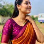 Pavithra Janani Instagram - Beautiful n pretties sarees @dsrsarees Accessories @made_for_hers #abhi #thendralvanthuennaithodum #swipeleft👈