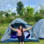 Pavithra Janani Instagram - Unplanned trips r the best ☺️❤️🧿 @tharsika_tharshi @barath_blze @deepakjithu @rbpixels_80d thanks for taking care of me guys 😉❤️ #parvathamalai🕉️🔱🐚 #divinevibes🔱 #tenthouse⛺ #yelagiridiaries #onspotshopping #roadsidefood #lovetotravel❤️ #bheemafalls #bestexperiences #positivevibesonly✨
