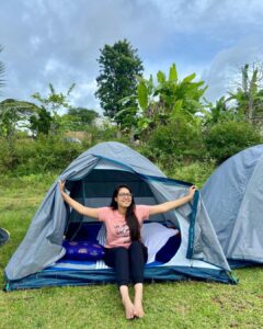 Pavithra Janani Instagram - Unplanned trips r the best ☺️❤️🧿

@tharsika_tharshi @barath_blze @deepakjithu @rbpixels_80d 
thanks for taking care of me guys 😉❤️

#parvathamalai🕉️🔱🐚 #divinevibes🔱 #tenthouse⛺ #yelagiridiaries #onspotshopping #roadsidefood #lovetotravel❤️ #bheemafalls #bestexperiences #positivevibesonly✨
