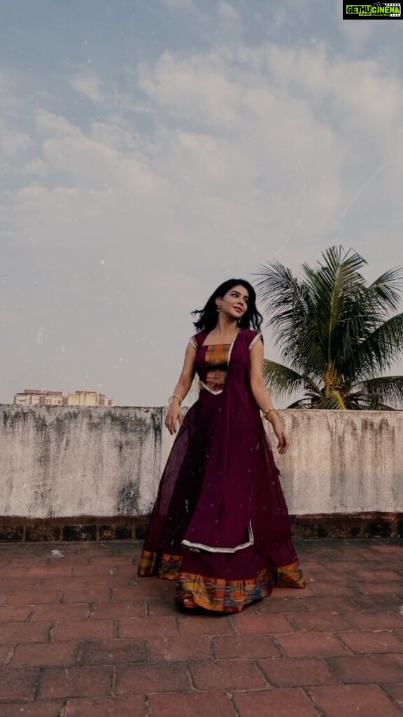 Pavithra Lakshmi Instagram - 🌸🌸 Wearing @sewnology_official Pc, Ec: dearest broski @vigneshkumar.rb ❤️🤗
