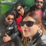 Payal Rajput Instagram - Sometimes the best adventures are the ones that are shared with your best friends … #frinedsforlife❤️ #kedharnathdarshan 🙏🏼 Har har Mahadev 🙏🏼 Kedarnath Temple