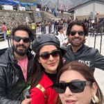 Payal Rajput Instagram - Sometimes the best adventures are the ones that are shared with your best friends … #frinedsforlife❤️ #kedharnathdarshan 🙏🏼 Har har Mahadev 🙏🏼 Kedarnath Temple