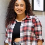 Pearle Maaney Instagram – Oru Romancham effects 😀🤪🥰😃 just for fun @srinish_aravind 😎😂