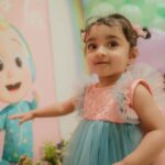 Pearle Maaney Instagram – Nila Turns 2 ❤️🥰
.
.
Decor @thegreindale 
Outfits styled by @ashna_aash_ 
Cake @whisk_n_frost 
Make up @nizanmakeovers
Face paint art @thannahs_art