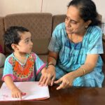 Pearle Maaney Instagram - Nila with Amma… a picture that’s really close to my heart for a lot of reasons … the first reason being… I love them both ❤️