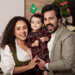 Pearle Maaney Instagram – It’s Christmas time! ❤️ 
Vlog Out Now 🥰
.
Click @plan.b.actions @jibinartist 
Styling @ashna_aash_ 
Wearing @men_in_q_wedding @flanour_ 
Decor @_whitewindow__