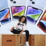 Pearle Maaney Instagram - Visited worlds First Floating Apple Store in Singapore and the video is Out Now on YouTube. Do ‘watch’ to find out what I got for myself. Clue already in the previous line 🤪