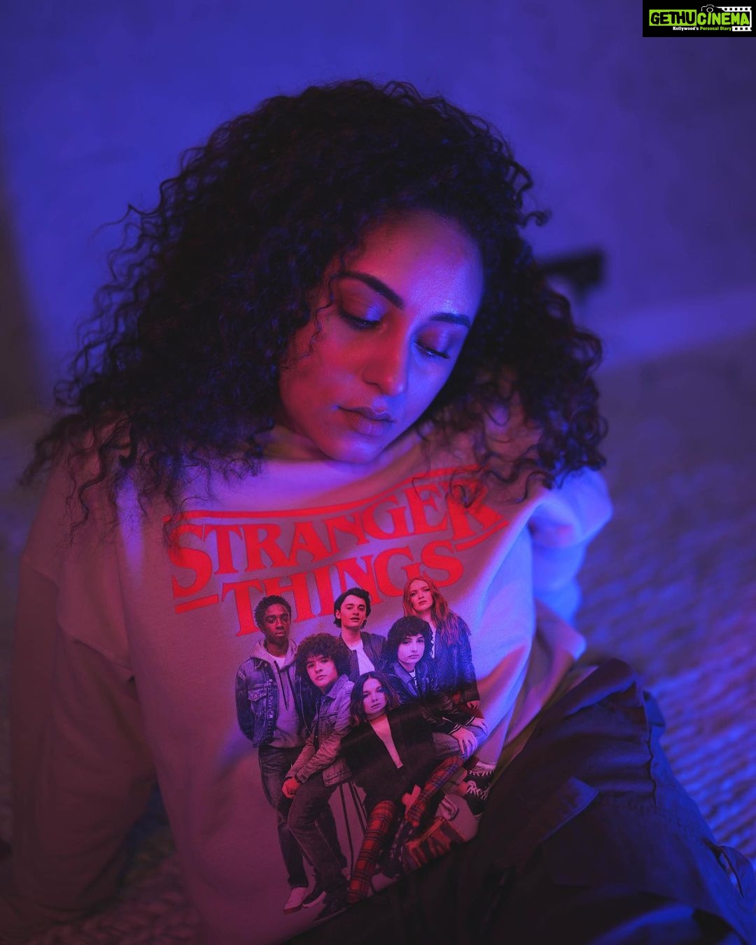 Pearle Maaney Instagram - Recently I met one of you while I was shopping at a mall… I always get excited when I meet my insta fam … we got talking and even clicked a few pics… then I’m the end she told me she had messaged me a lot on Instagram but got no reply… I felt bad… and I asked her what her id name was and she said she dint want me to read them anymore because she now uses my DM as a diary… a personal space where she shared her secrets because she believed I would probably never read it anyway…. Well.. that was a Strange Thing for me… 😃😐🤔🤫 well share your Strange story with me 🤓❤️ : Styled @ashna_aash_ Click @fah__me @pearle_productions Wearing @duckandweave.co