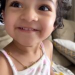 Pearle Maaney Instagram – Kaakka… Kozhi ❤️🥰