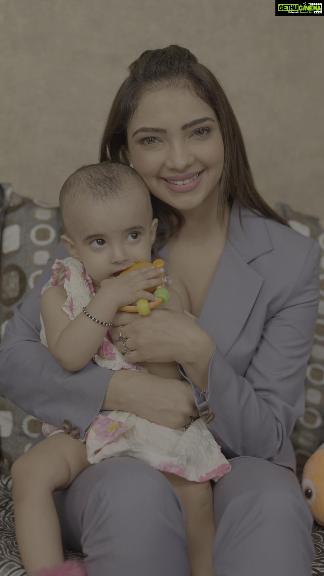 Pooja Banerjee Instagram - Motherhood teaches us about the beauty and complexity of life, and how the smallest moments can bring the greatest happiness. And through all these moments, LuvLap has been steadily there, every step of the way. This Mother’s Day, I decided to relive my moments with Sana. To all of you who lovely, amazing moms we wish you a happy Mother’s Day too! . . . #LuvLapMothersDay