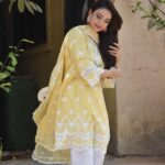 Pooja Banerjee Instagram - Eid Mubarak… outfit by @shopmulmul #PoojaBanerjii #badeacchelagtehain2 #PihuKapoor #PihuSavageKapoor #Eid #Eid2023 swipe till the end to have a look at my pretty outfit ❤️