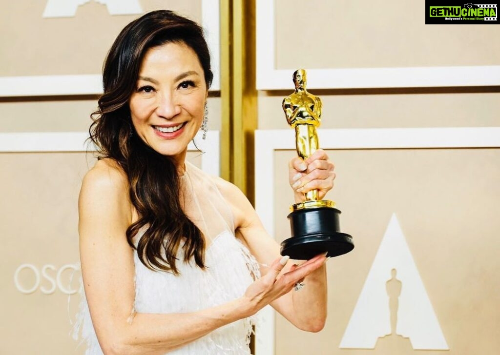 Pooja Kumar Instagram - @michelleyeoh_official congratulations and thank you for inspiring. “Never let anyone tell you are past your prime.” That quote should be all women’s mantra! #oscars #womensupportingwomen #women #tamil #telugu #hindi #america