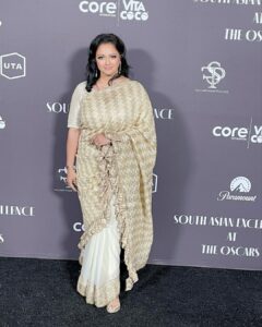 Pooja Kumar Instagram - We celebrated the South Asian Excellence Awards at the Oscars. Thank you to @anjula_acharia @agame.pr and @priyankachopra for hosting this event! There are so many stories from South Asia that have to be told so here is pushing the needle forward and making stories! #oscars #india #america #hindi thank you to @silkthreads_official for my sari! Also thank you @sabatellistyles for my hair and make up!
