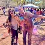 Pooja Kumar Instagram – #happyholi to all of you from us! Let the spring begin! #india #america #tamil #hindi #telugu
