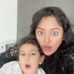 Pooja Kumar Instagram – Mommy and little lady trying to do the same expression. Hers is much better. #daughter #mom #loving #america #india #tamil #telugu #hindi #cinematography #photography