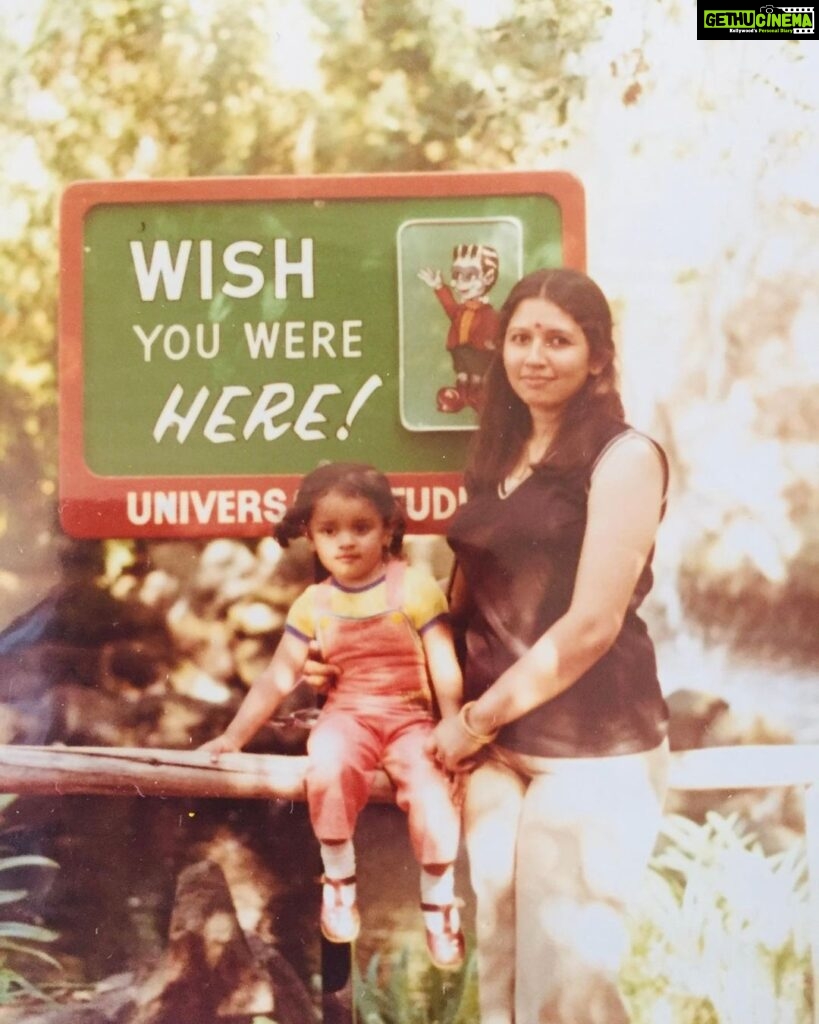 Pooja Kumar Instagram - #happymothersday mom. Missing you everyday and every minute and I’m so grateful to have had such a strong, intelligent, talented, and beautiful mom. She taught me so much and I hope I can be the same to my daughter. Love you and miss you terribly. #mom #momlife #daughters