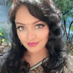 Pooja Kumar Instagram – What a weekend celebrating South Asian excellence, birthdays, and @sxsw ! Honored to be part of this fraternity that keeps on pushing the needle forward! Thanks to @anjula_acharia @agame.pr @sakshisanaya for this spectacular pic! Love you guys! #women #oscars #southasian  Style- @silkthreads_official