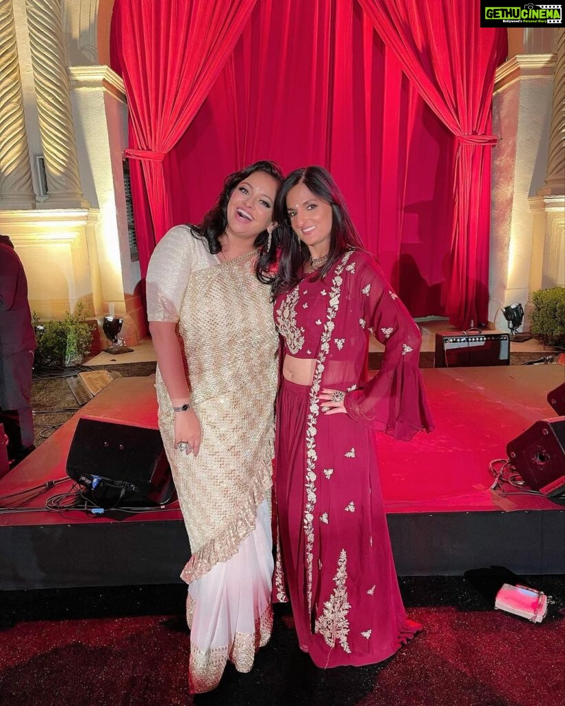 Pooja Kumar Instagram - Thank you to all the hosts for a wonderful event at @paramountpics @psgupta1 for celebrating all the South Asians that are nominated at the Oscar’s and for bringing all of us together! I would have never thought that we would be in front of Paramount Pictures celebrating all we do! Thank you @anjula_acharia @priyankachopra @shrutirya @radhikajones @malala @mindykaling @kalpenn @jazzbeezy @anitachatterbox @agame.pr @_productofculture_ @azizansari @kumailn