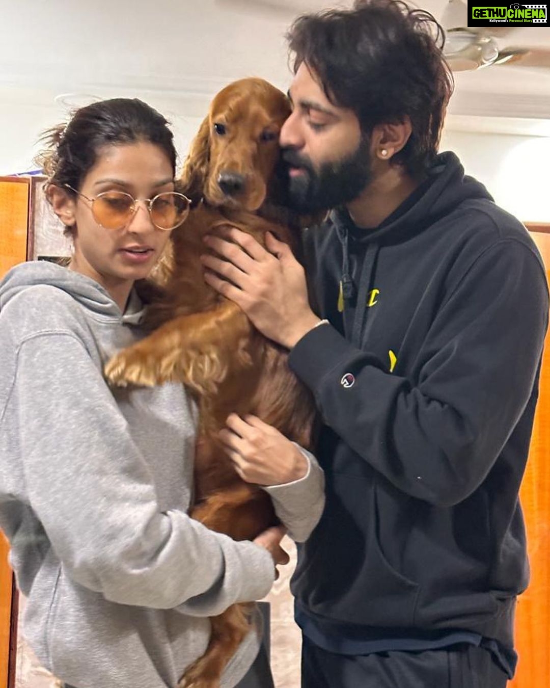Poonam Dhillon Instagram - Birthday Boy!! Peanut Turns 2 years !! Still a puppy and adorable Baby ,,, brings so MUCH JOY in our lives❤️🥰🙏 . So Blessed and happy to have such a loving adorable Bachaa!!