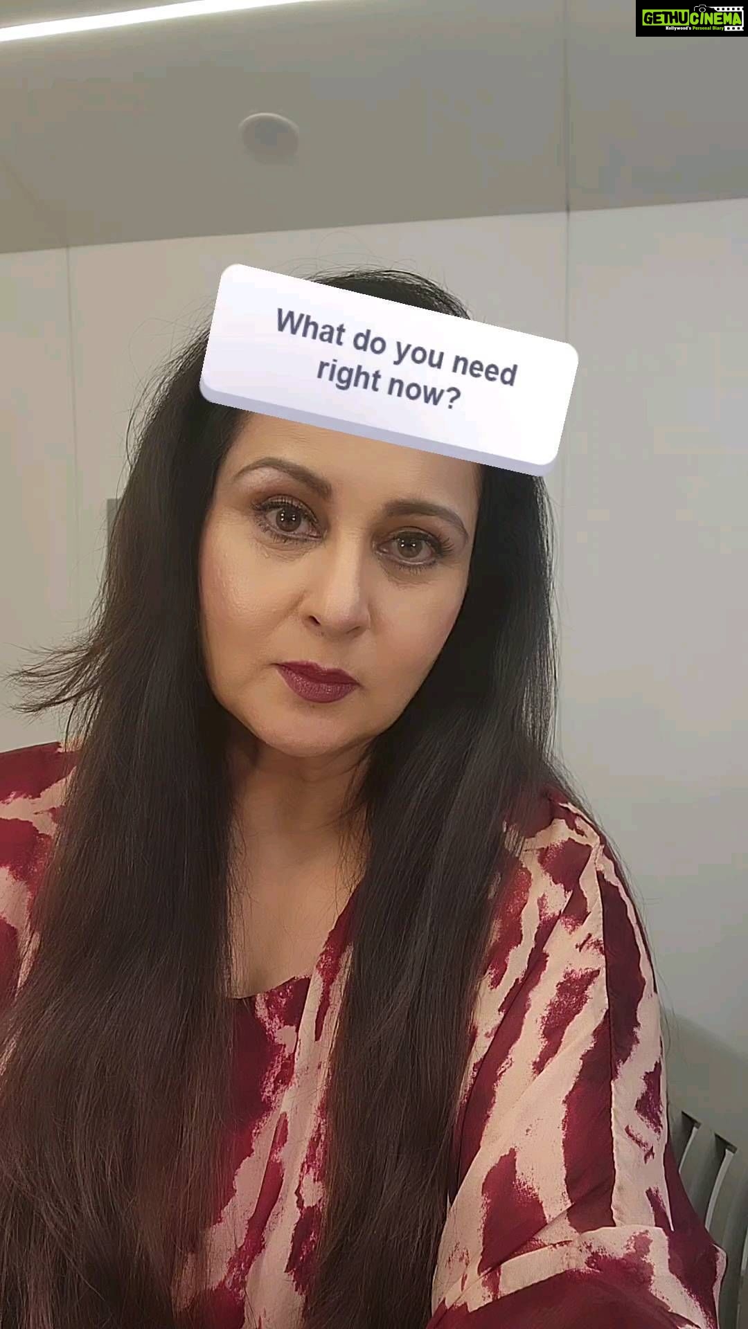 Poonam Dhillon Instagram - Always NEED & Must have next to me!!!!🙏🙏😍😍