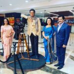 Poonam Dhillon Instagram - If ever in Mumbai-- All Film Buff, who love Films ..The place to visit is The Beautifully curated Museum of History of Motion Pictures in India .Must keep few hours to go through . This newly Installed statue of Satyajit Ray is a deserving tribute to the honoured Film Maker @nmicmumbai .. at Peddar Road. Films Division. Closed Monday . Had pleasure of an enlightening visit there . Our honourable Prime Minister @narendramodi ji had inaugurated this museum few years ago . A must see on sightseeing trip to Mumbai