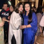 Poonam Dhillon Instagram - Thanks Dearest Alka @therealalkayagnik for such a lovely evening !! So good to meet So many friends .. specially from Music world .. whom had not met in so long . Ur Warmth, love & Friendship was evident everywhere !!! Ur dear brother @samiry19 looked after all so warmly too!! love ❤️ Love ❤️ & More Love ❤️