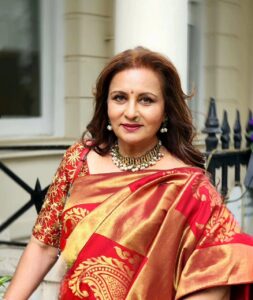Poonam Dhillon Instagram - Feeling very Indian in UK . Love Sarees & specially at UK Asian film Festival where I represent Indian Films with pride.