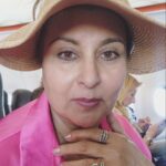 Poonam Dhillon Instagram - Pink Hatter .. . Hats are such a saviour in Hot Sun !!