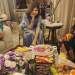 Poonam Dhillon Instagram – BIRTHDAY WEEK… #Celebrations started with Dear Friends !! Lovely company, Fun , Laughter ..and  super lovely spread  which all could not stop raving about .. You are outstanding @menuscriptfoodstories  not only with your quality & unusual creations but also with the artistic presentations .  Can’t get enough of your amazing food . 
#gratitude #thankyougod #Friends #goodfoodindia #eveningtoremember 
#birthdayweek