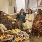 Poonam Dhillon Instagram – BIRTHDAY WEEK… #Celebrations started with Dear Friends !! Lovely company, Fun , Laughter ..and  super lovely spread  which all could not stop raving about .. You are outstanding @menuscriptfoodstories  not only with your quality & unusual creations but also with the artistic presentations .  Can’t get enough of your amazing food . 
#gratitude #thankyougod #Friends #goodfoodindia #eveningtoremember 
#birthdayweek