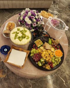 Poonam Dhillon Instagram - BIRTHDAY WEEK... #Celebrations started with Dear Friends !! Lovely company, Fun , Laughter ..and  super lovely spread  which all could not stop raving about .. You are outstanding @menuscriptfoodstories  not only with your quality & unusual creations but also with the artistic presentations .  Can't get enough of your amazing food . 
#gratitude #thankyougod #Friends #goodfoodindia #eveningtoremember 
#birthdayweek