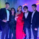 Poonam Dhillon Instagram - Happy Anniversary to my Dearest Sister & Brother in Law @rishmapai @doctorhrishikeshpai . May All the Happiness, Love & togetherness always be with you flavored by Success, Prosperity, Friendship, Peace & great Achievements . Love you Both !!! #happyanniversary #togetherness #peaceandlove #familyfirst #godbless ❤️🎉🥰💕👩‍❤️‍👨