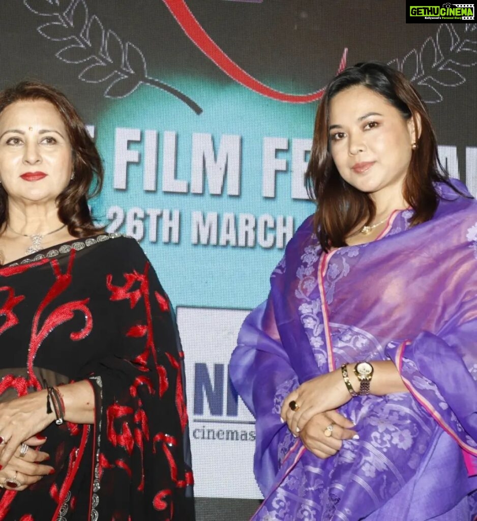 Poonam Dhillon Instagram - North East is a Beautiful part of India with Outstanding Natural Beauty .. NFDC & Information & Broadcasting Ministry @nfdcindia @mib_india organised a opportunity for talent from the NE INDIA to be showcased , recognised & awarded here in Mumbai. Happy and Proud to give away Awards to the multiple Talent from North East .congrats @rebecca_changkija_sema & team