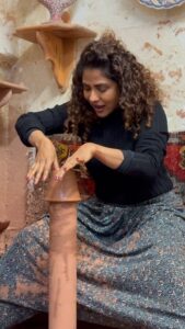 Poornima Indrajith Instagram - Art and the artist 🫶 Those who have never tried a hand at this , please let me tell you , this is one of the most soulful experiences I have had in recent times . A true process of harmony with self ❤️