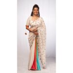 Poornima Indrajith Instagram – This print makes me happy 😊 
#idky #pranaahpret 

Pic : @iamkishoreradhakrishnan 

Wardrobe: @pranaahbypoornimaindrajith 
HMU : @jaan_moni_das 
Asst : @priyankaalbert 
Jewellery: @pureallure.in 
Show : @mazhavilmanoramatv