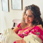Poornima Indrajith Instagram - Any Pochampally lovers here ? @indrajith_s Thank you for the pics and for this beautiful saree ♥️♾ #pochampillyikat #handwoven #saree #sareelove