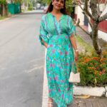 Poornima Indrajith Instagram – Caught posing ^_^

📷: @nakshatraindrajith 
👗@pranaahbypoornimaindrajith